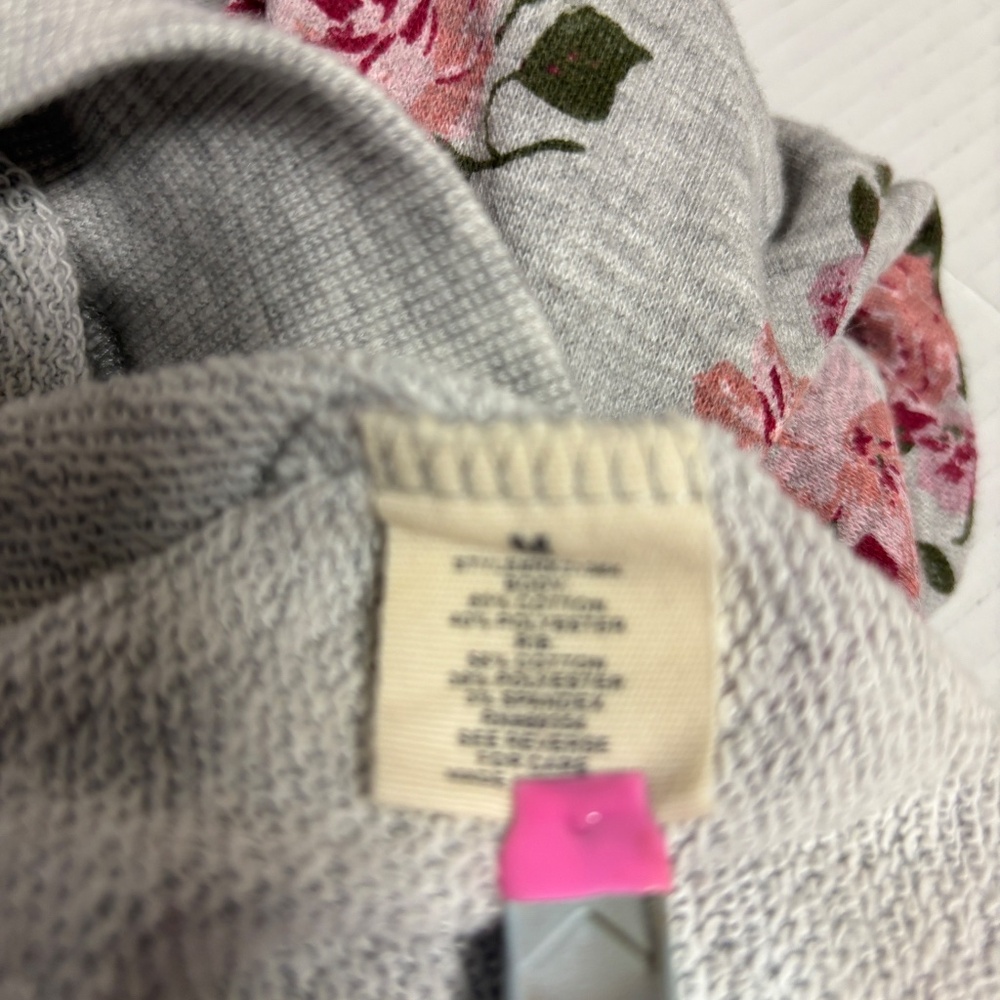 Ultra Flirt Long Sleeve Floral Cold ShoulderTop Size M Juniors - Picture 14 of 15